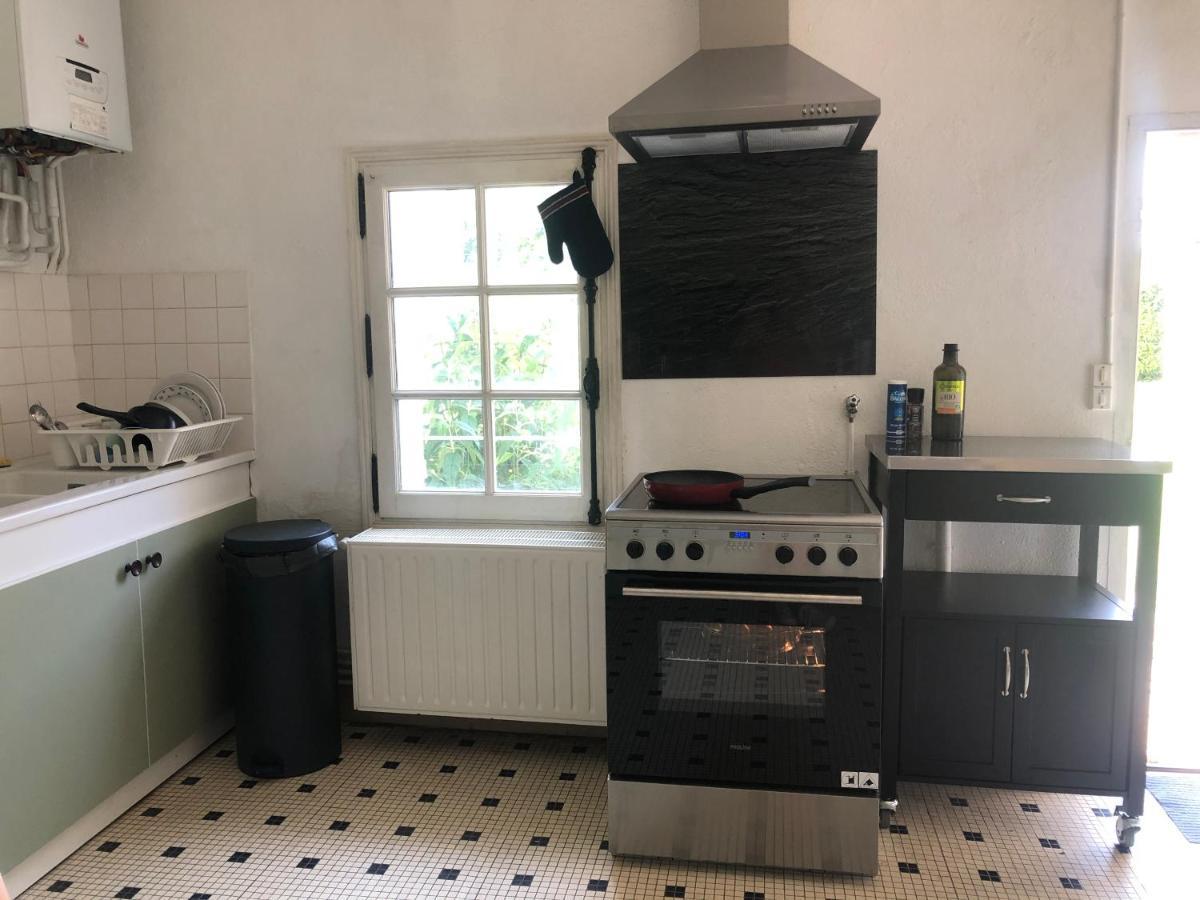 Le Charme De L'Ancien Au Calme Et A 8 Min De Chenonceaux Apartment La Croix-en-Touraine Bagian luar foto